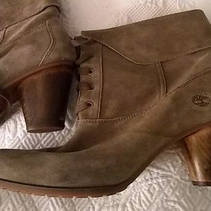 Size 8 Timberland boots lightly used